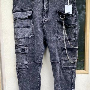 Black American bazi plus size stretch denim with chain accessory